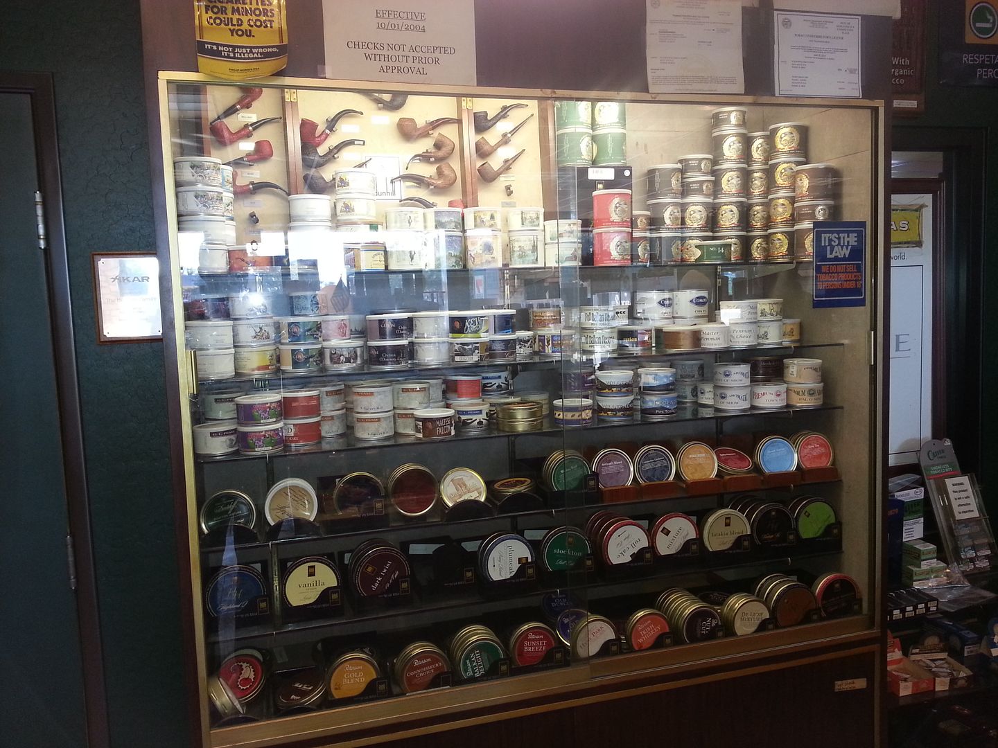 Ye Olde Pipe Shoppe, Phoenix Arizona. Pipe Tobacconists B&M's and